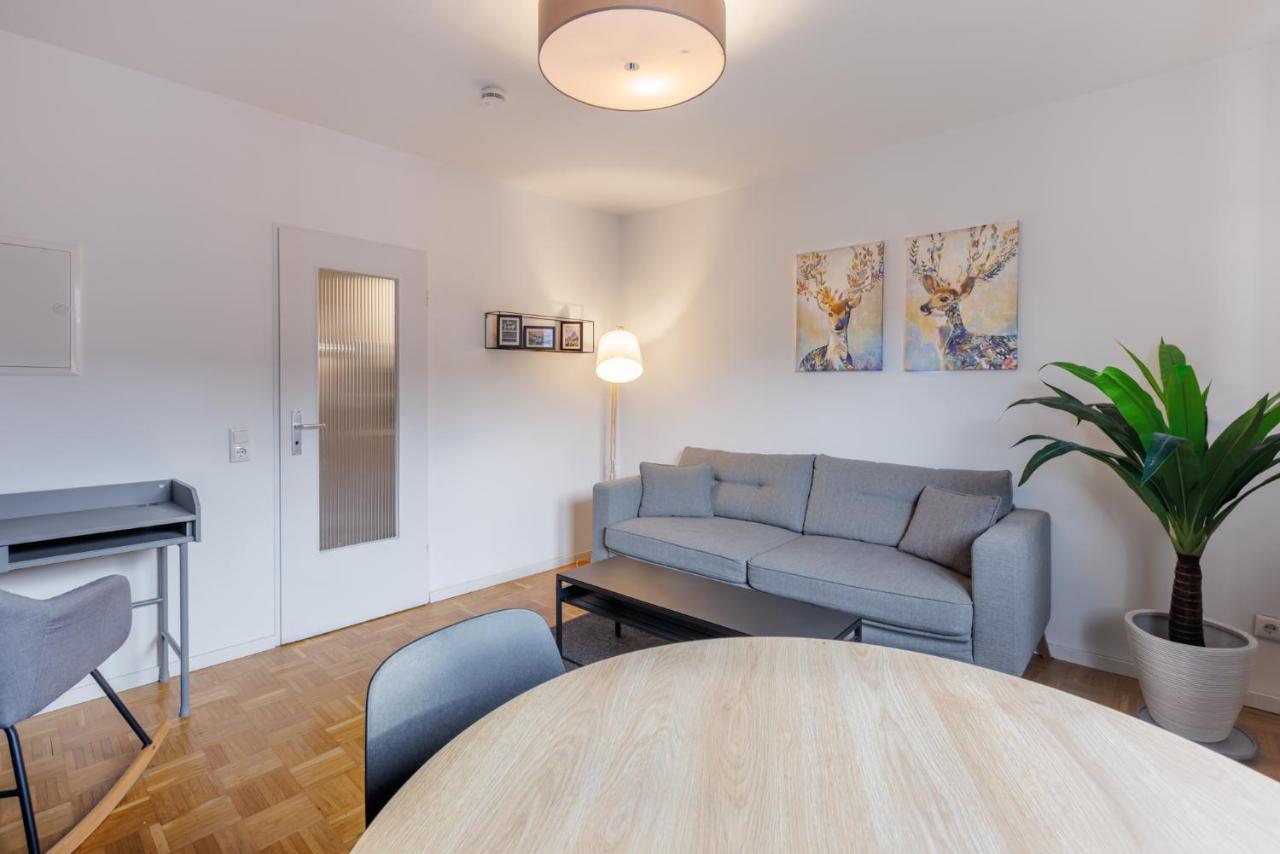 Glueck Auf Appartements Kammerstr. ドゥイスブルグ エクステリア 写真